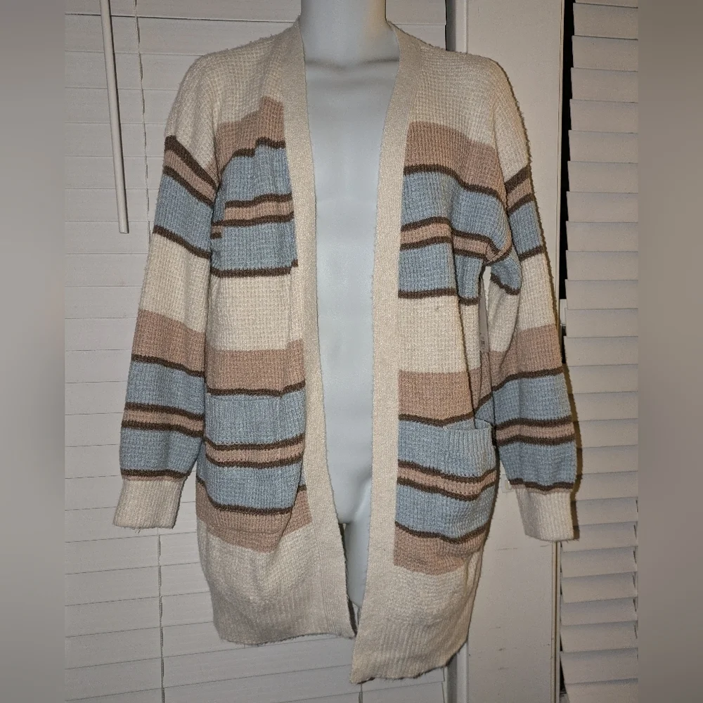 SO Juniors Blue, Tan, and Cream Waffle Cardigan. Size L. NWT